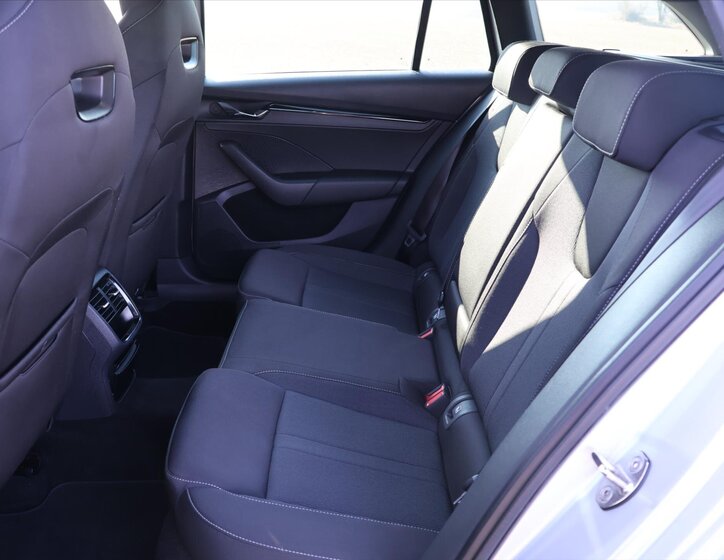 Škoda Octavia Kombi 999,0 81 kw