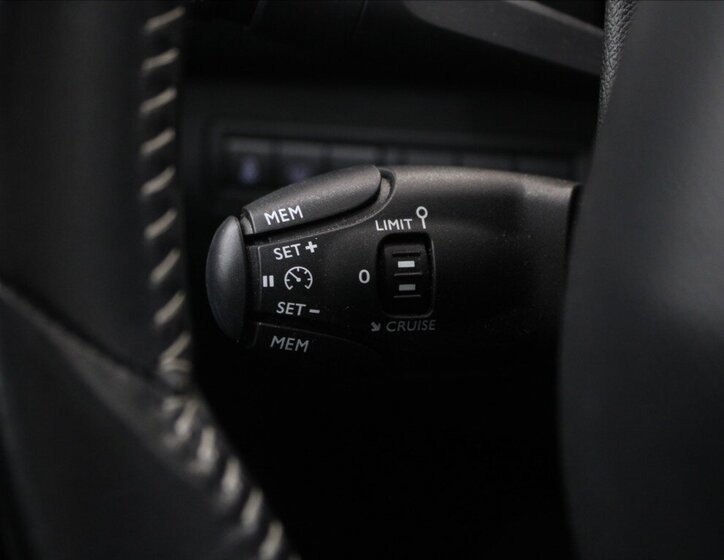 Peugeot 308 Hatchback 1,6 l 73 kw