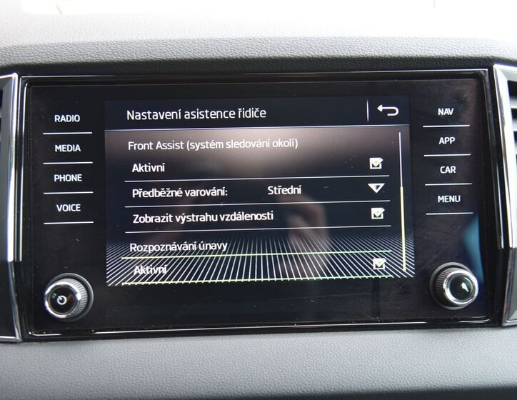 Škoda Karoq SUV 1,5 l 110 kw