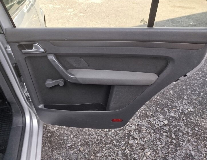 Volkswagen Touran MPV 1,9 l 77 kw