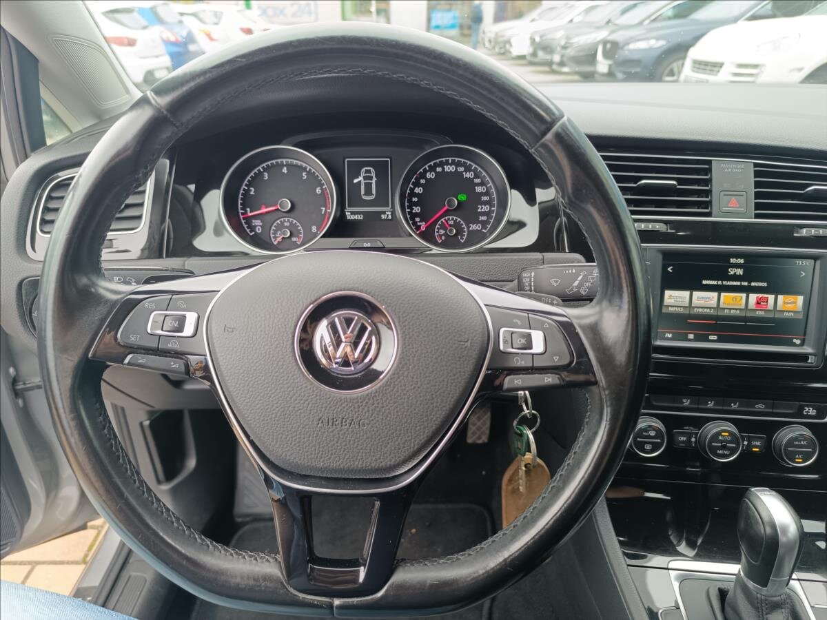 Volkswagen Golf Hatchback 1,4 l 110 kw