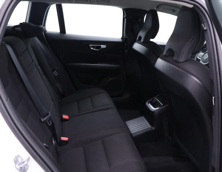 Volvo V60 Kombi 2,0 l 186 kw