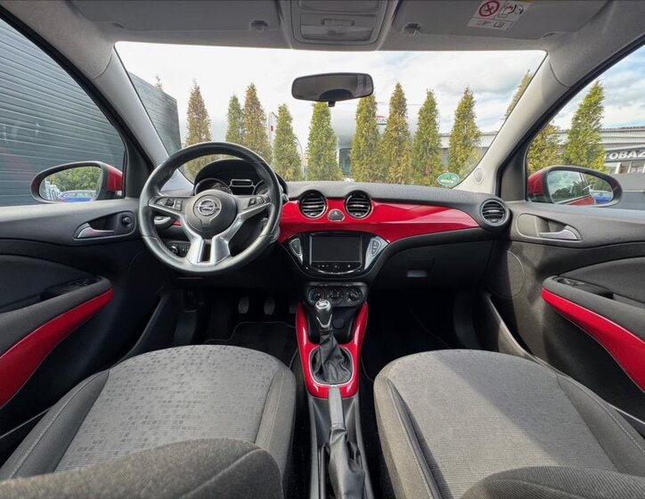 Opel Adam Hatchback 1,4 l 64 kw