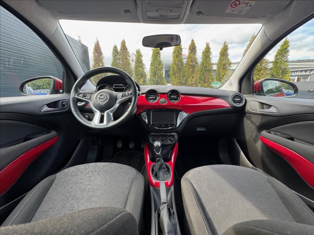 Opel Adam Hatchback 1,4 l 64 kw