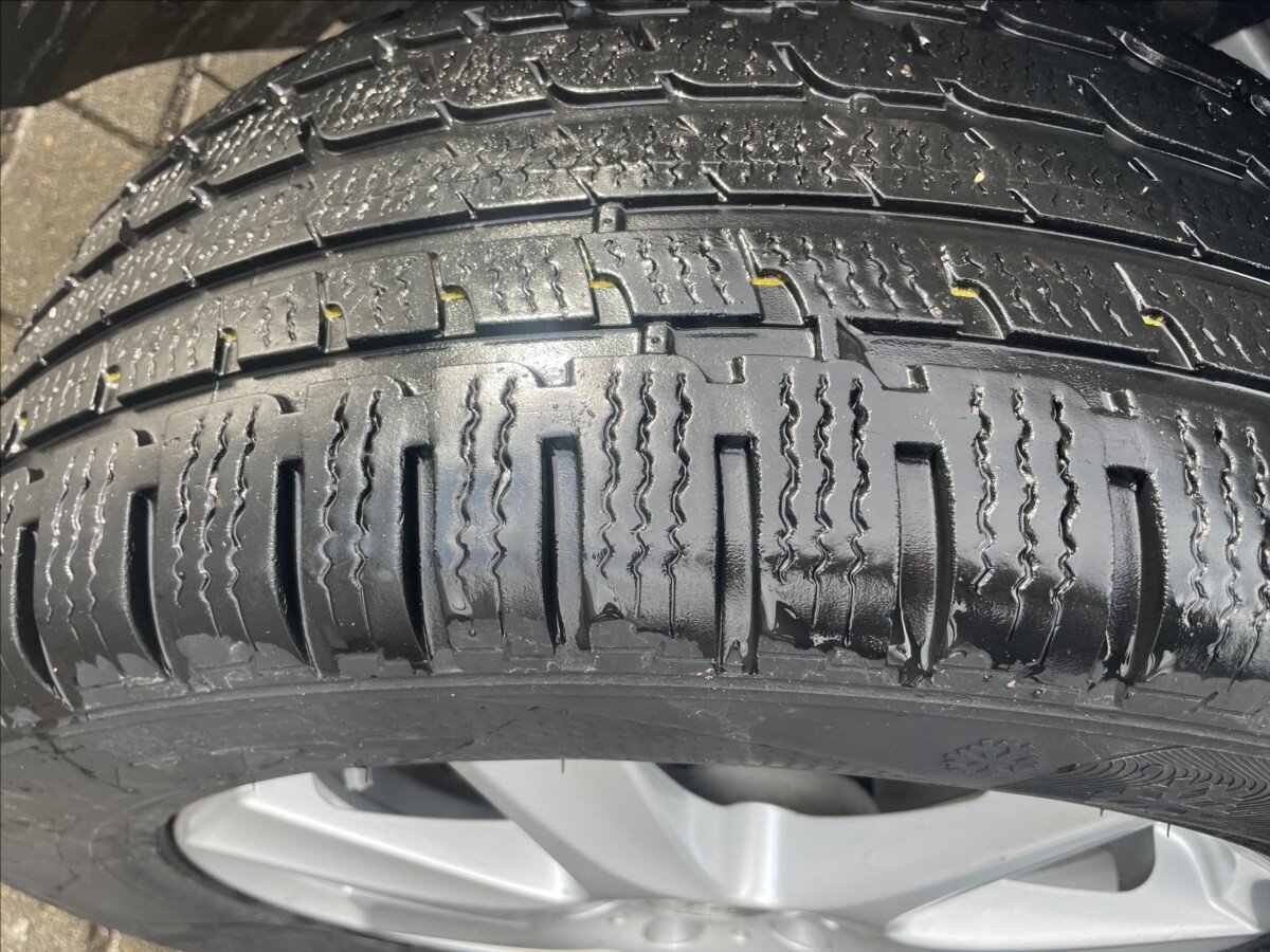 Ford Kuga SUV 1,5 l 110 kw