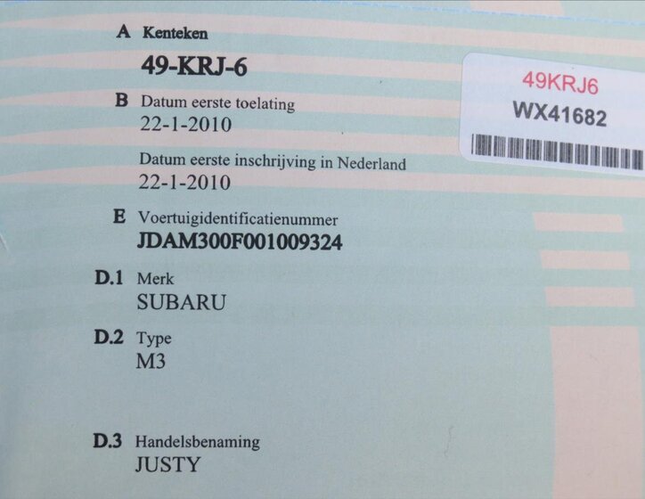 Subaru Justy Hatchback 998,0 51 kw