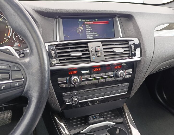 BMW X3 SUV / Terénní 3,0 l 230 kw