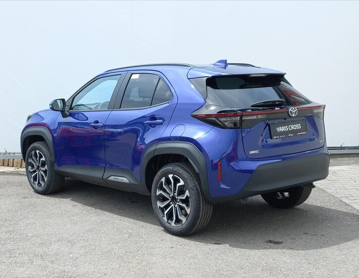 Toyota Yaris Cross CUV / Crossover 1,5 l 68 kw