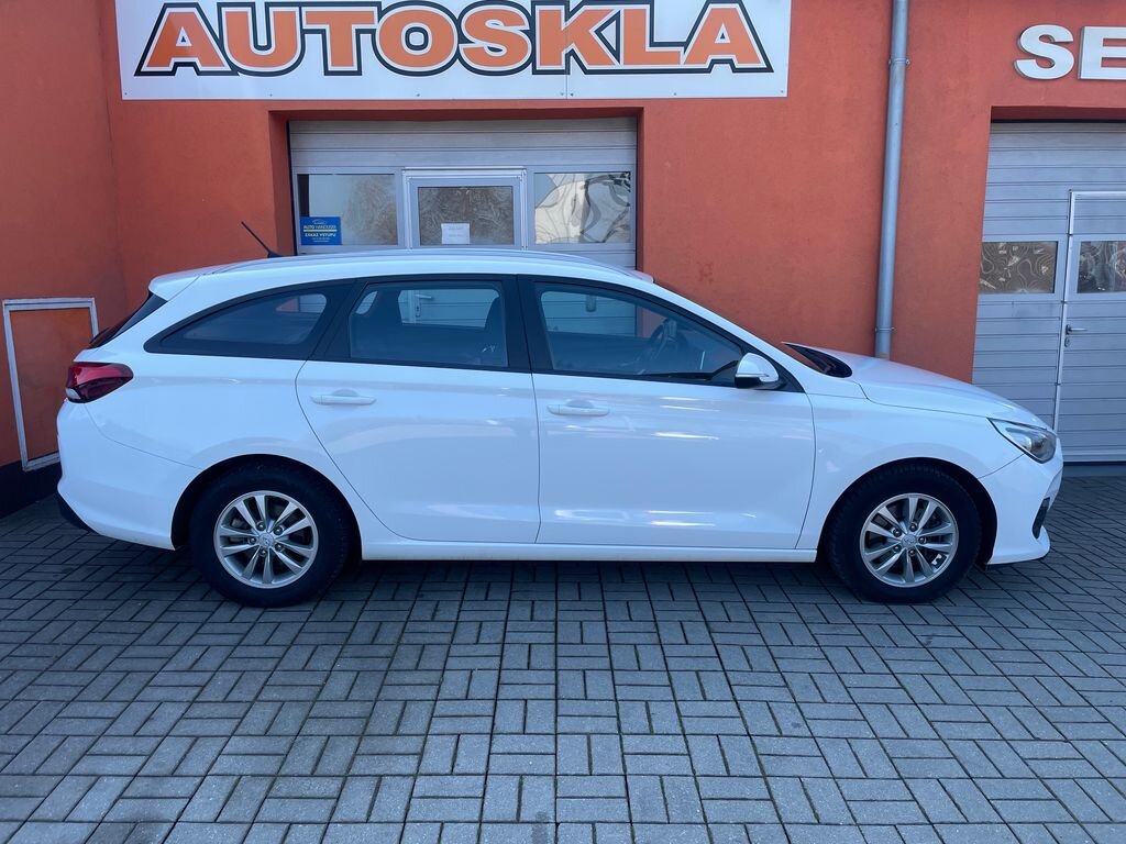 Hyundai i30 Kombi 1,6 l 85 kw