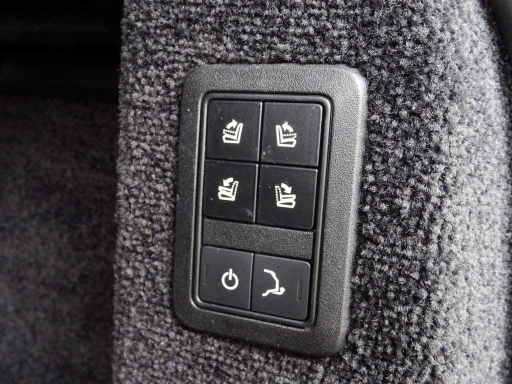 Land Rover Range Rover SUV 4,4 l 250 kw