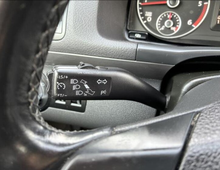 Volkswagen Touran MPV 2,0 l 103 kw