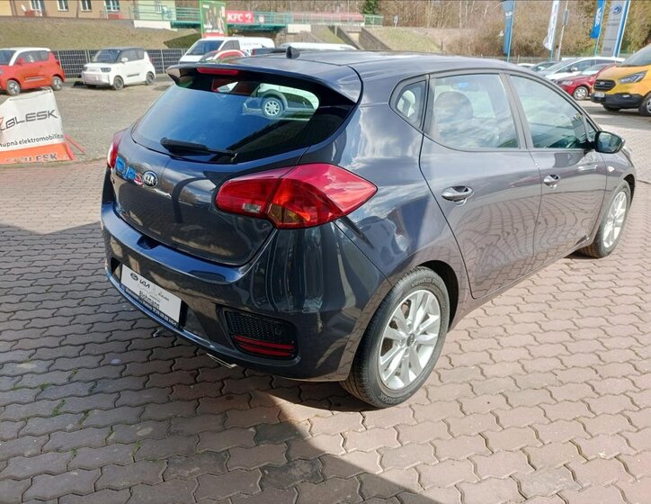 KIA Ceed Hatchback 1,4 l 73 kw
