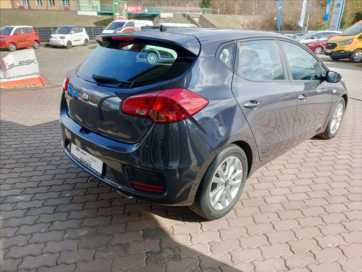 KIA Ceed Hatchback 1,4 l 73 kw