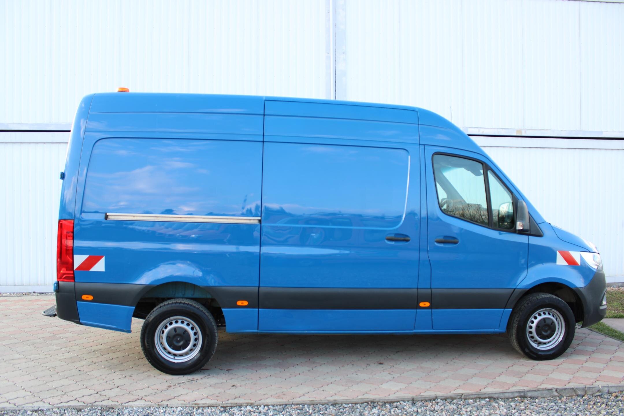 Mercedes-Benz Sprinter Užitková 2,1 l 120 kw