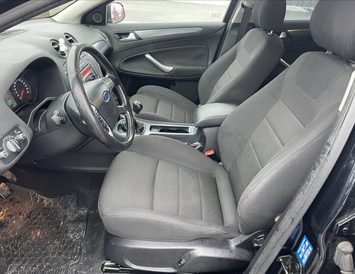 Ford Mondeo Kombi 2,0 l 103 kw