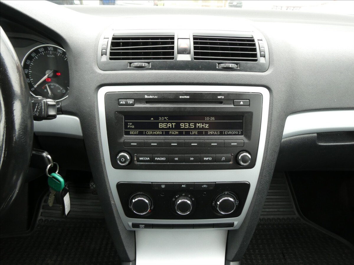 Škoda Octavia Sedan / Limuzína 1,6 l 75 kw