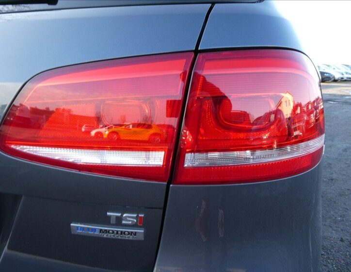 Volkswagen Passat Kombi 1,4 l 90 kw