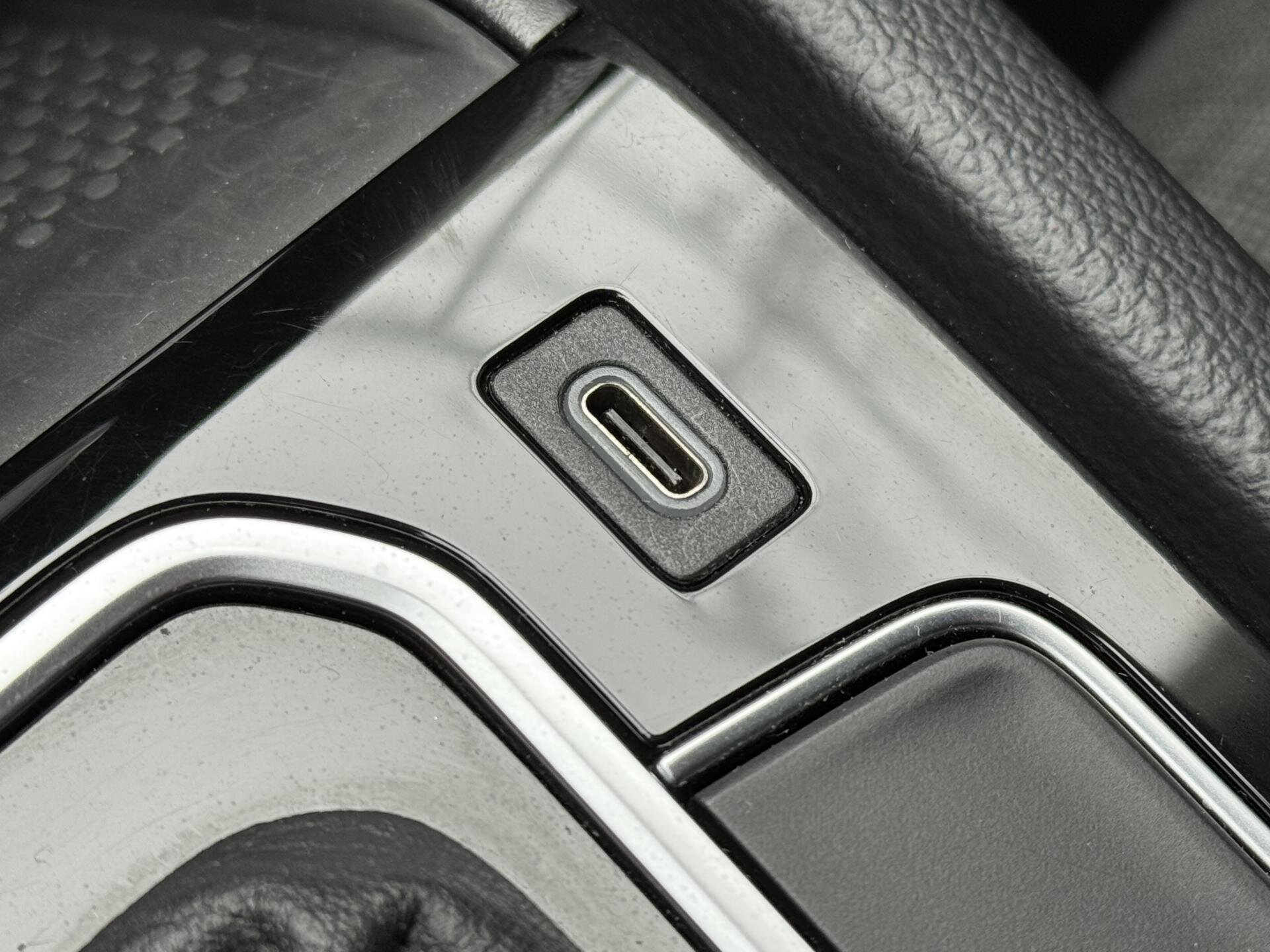 Volkswagen Passat Kombi 2,0 l 140 kw