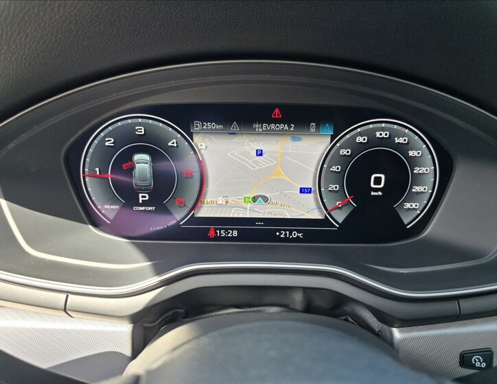 Audi A4 Kombi 2,0 l 140 kw