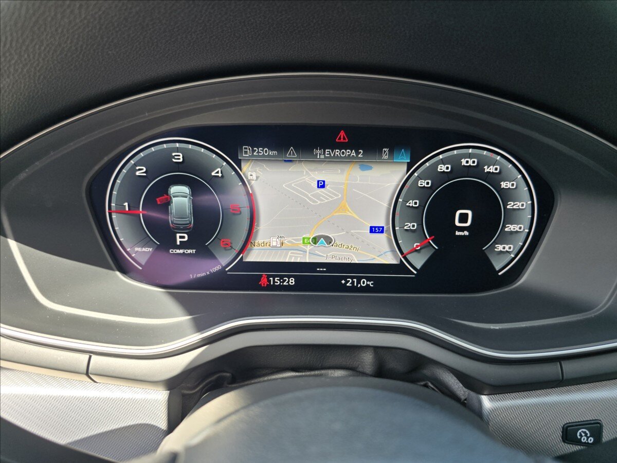 Audi A4 Kombi 2,0 l 140 kw