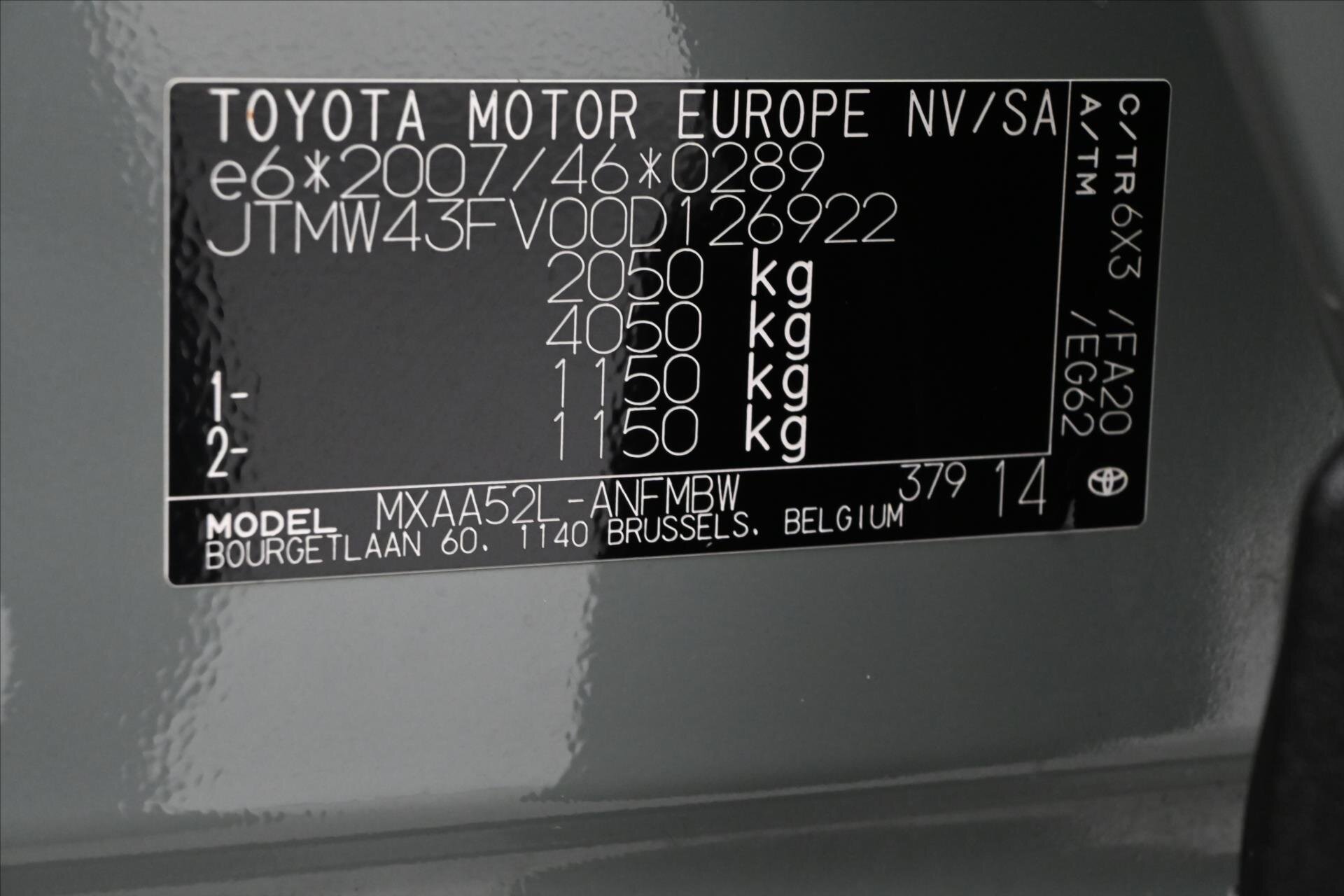 Toyota RAV4 SUV 2,0 l 129 kw