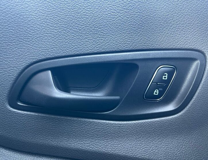 Ford Transit Skříň 2,0 l 96 kw