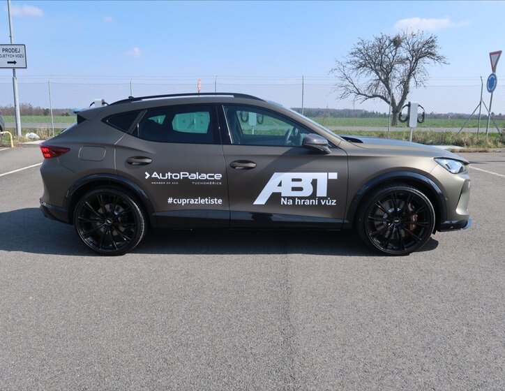 Cupra Formentor SUV / Terénní 2,0 l 294 kw