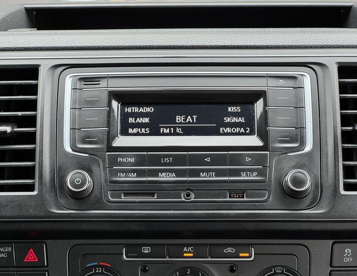 Volkswagen Transporter 27