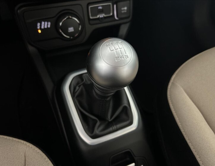 Jeep Renegade SUV / Terénní 2,0 l 103 kw