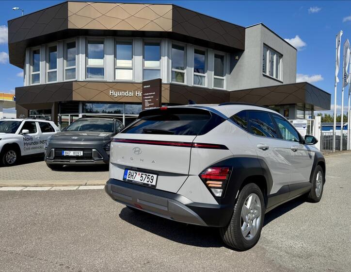Hyundai Kona 2