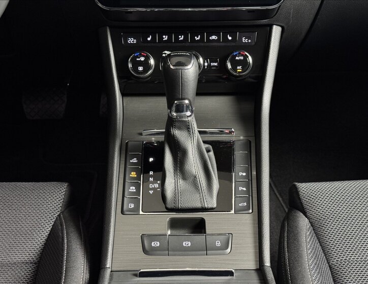 Škoda Superb Kombi 1,4 l 160 kw