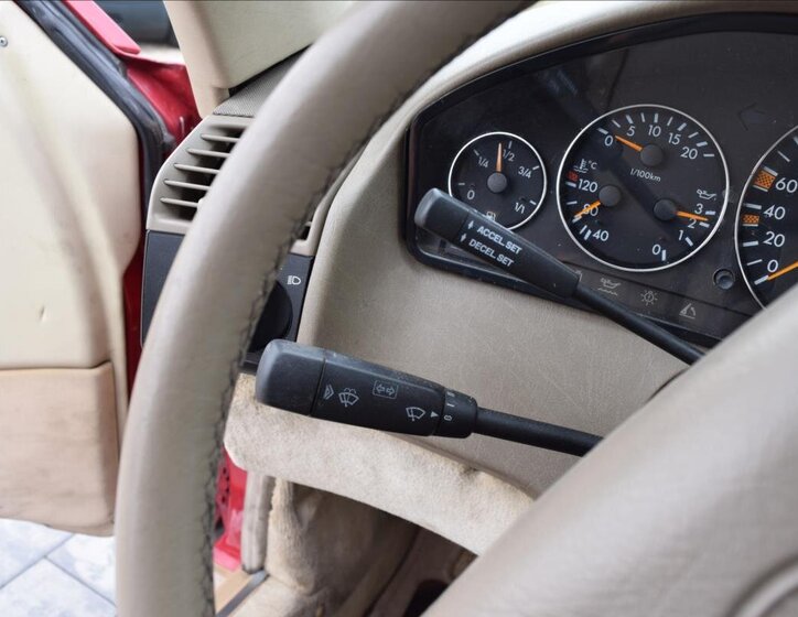 Mercedes-Benz SL Kabriolet 5,0 l 235 kw