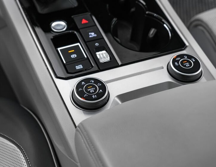 Volkswagen Touareg SUV 4,0 l 310 kw