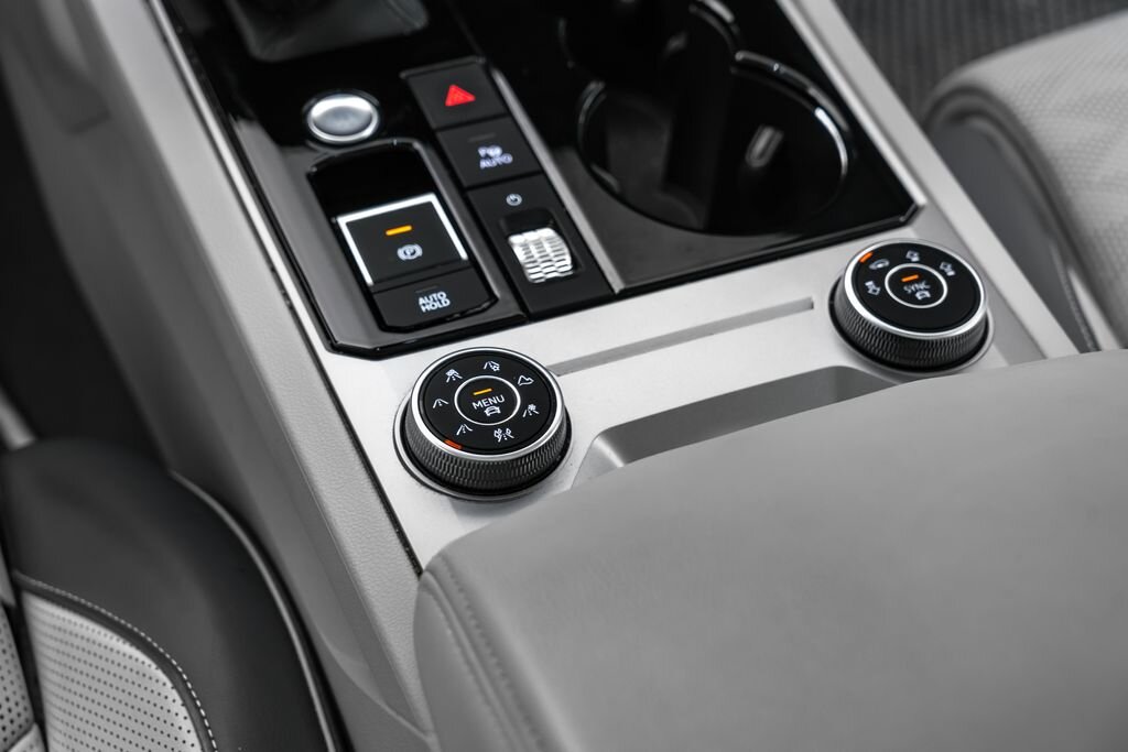 Volkswagen Touareg SUV 4,0 l 310 kw