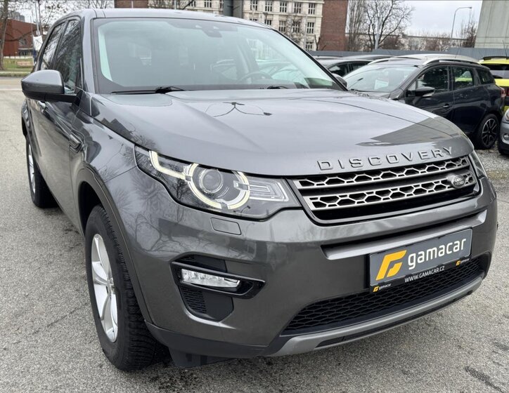 Land Rover Discovery Sport SUV 2,0 l 110 kw