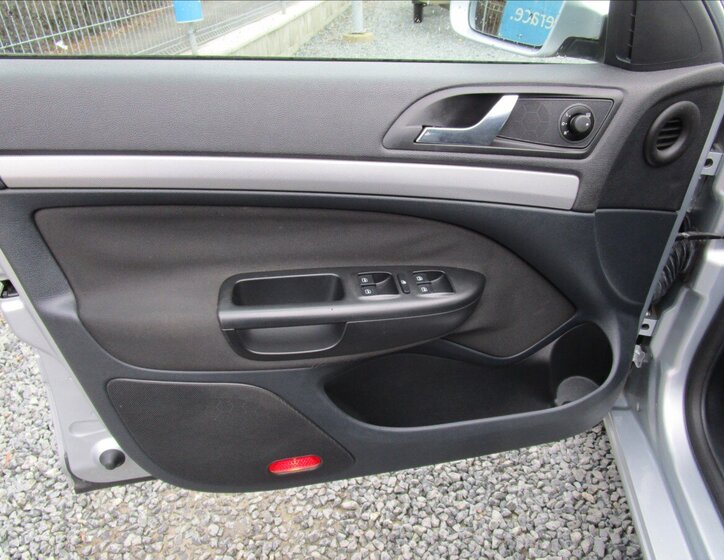 Škoda Octavia Liftback 1,6 l 77 kw