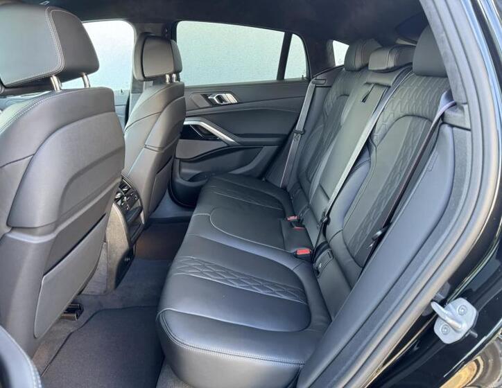 BMW X6 8