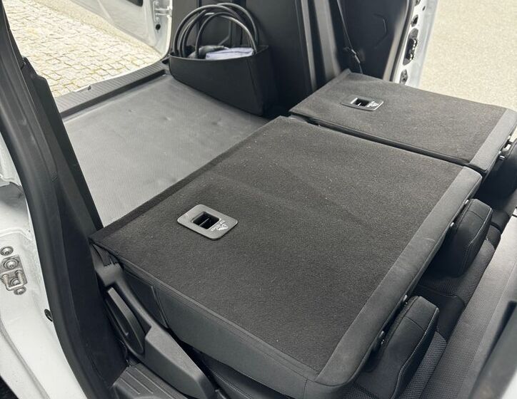 Mercedes-Benz Citan 8