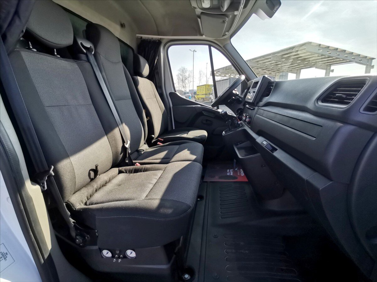 Renault Master Valník 2,3 l 120 kw