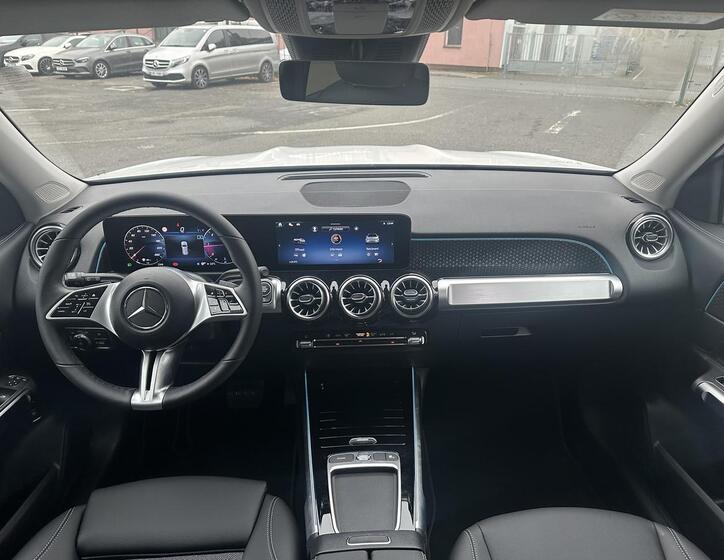 Mercedes-Benz GLB 21