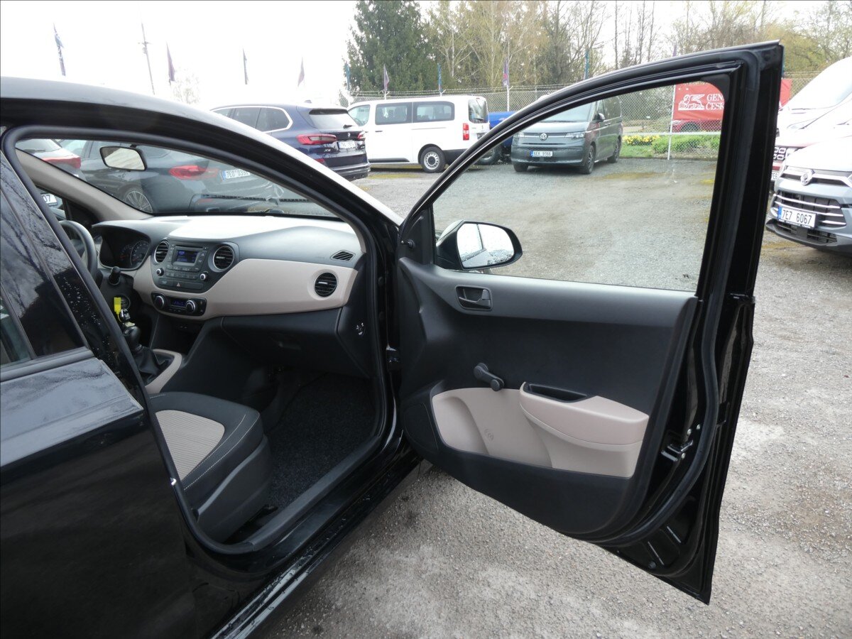 Hyundai i10 Hatchback 998,0 49 kw