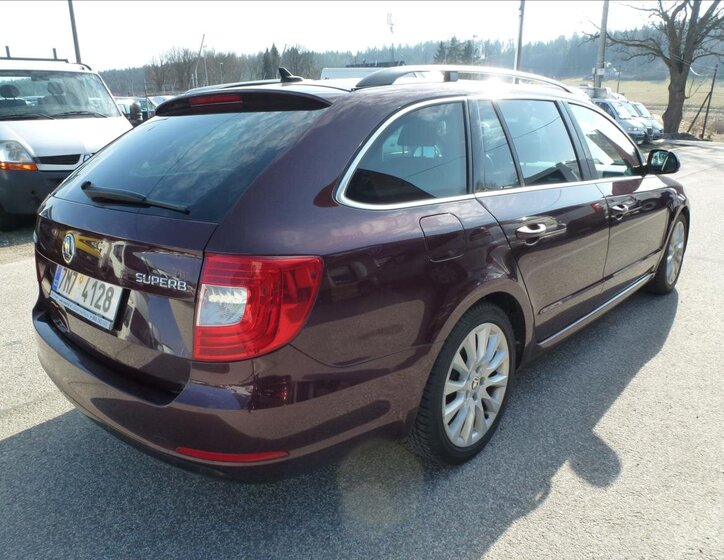 Škoda Superb Kombi 2,0 l 125 kw