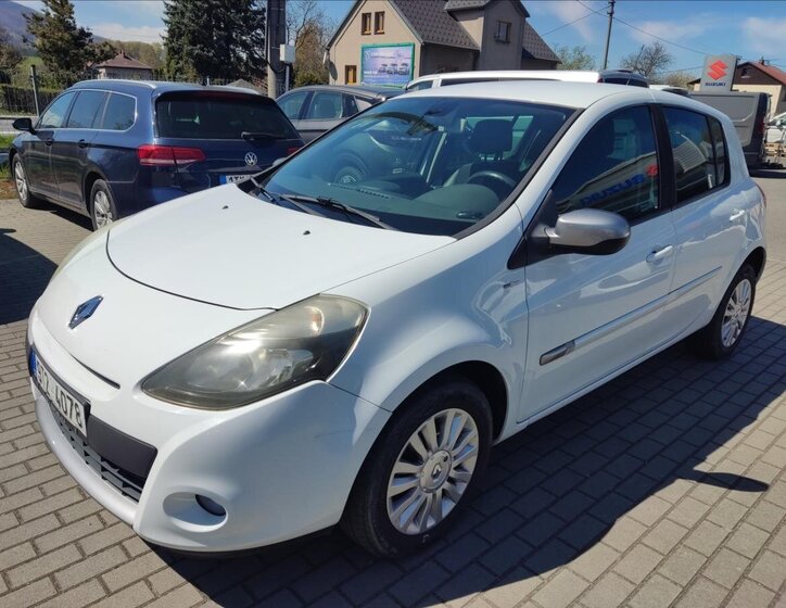 Renault Clio Hatchback 1,1 l 55 kw