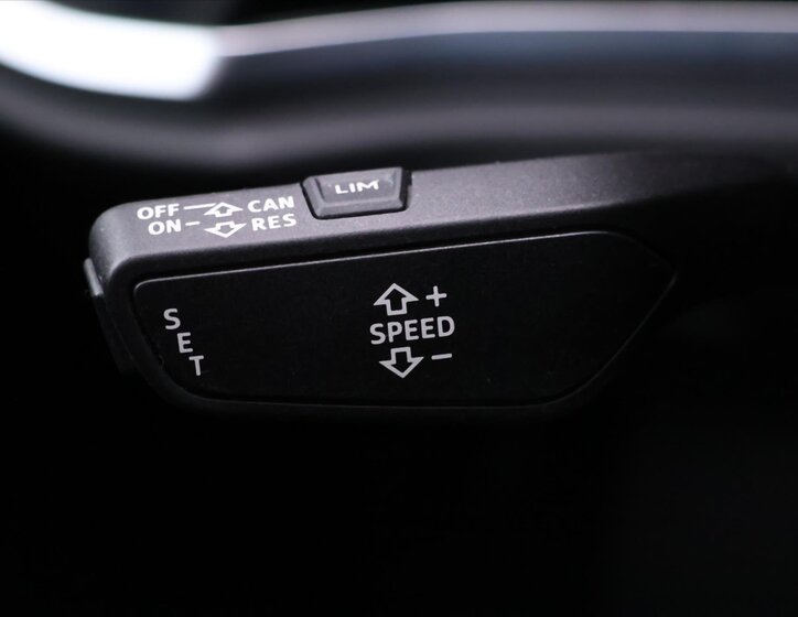 Audi Q3 SUV 2,0 l 140 kw