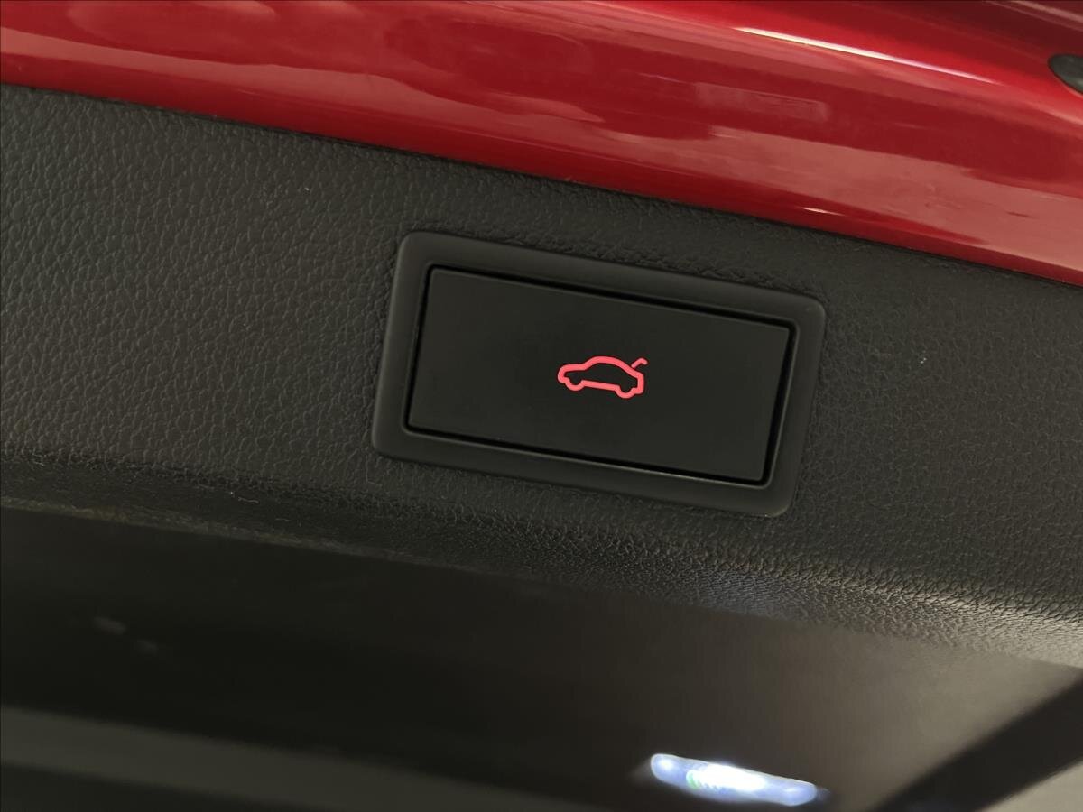 Škoda Superb Kombi 2,0 l 147 kw