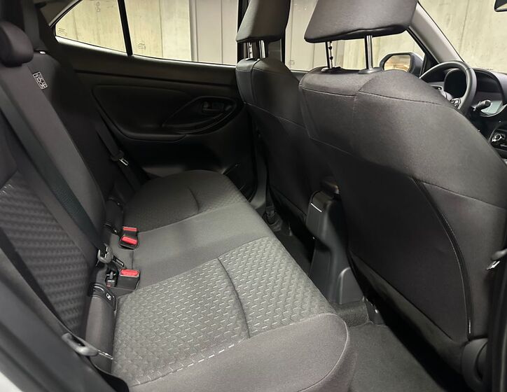 Toyota Yaris Cross 12