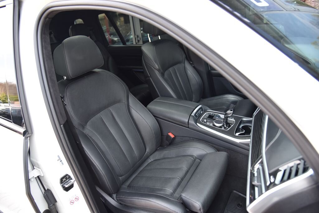 BMW X7 SUV / Terénní 3,0 l 195 kw