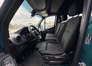 Mercedes-Benz Sprinter 10