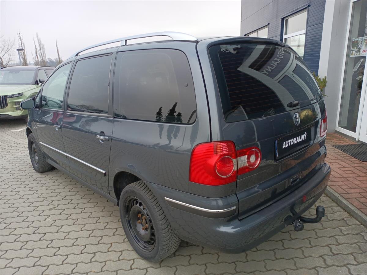 Volkswagen Sharan MPV 2,0 l 103 kw