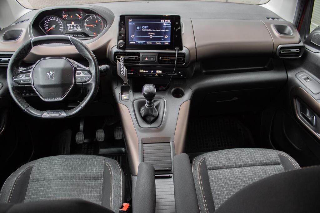 Peugeot Rifter VAN-Minibus 1,5 l 96 kw